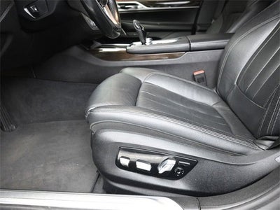 2020 BMW 7 Series 740i xDrive