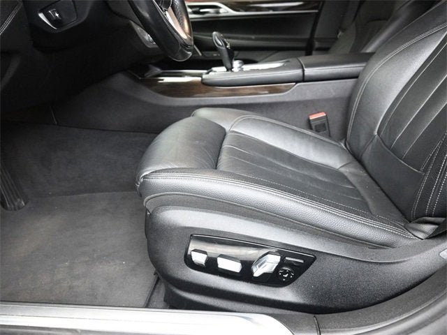 2020 BMW 7 Series 740i xDrive