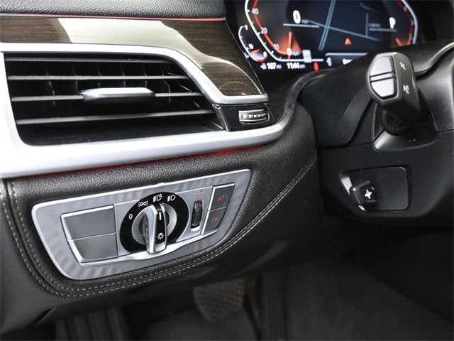 2020 BMW 7 Series 740i xDrive