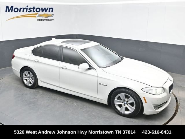 2013 BMW 5 Series 528i Sedan's photo