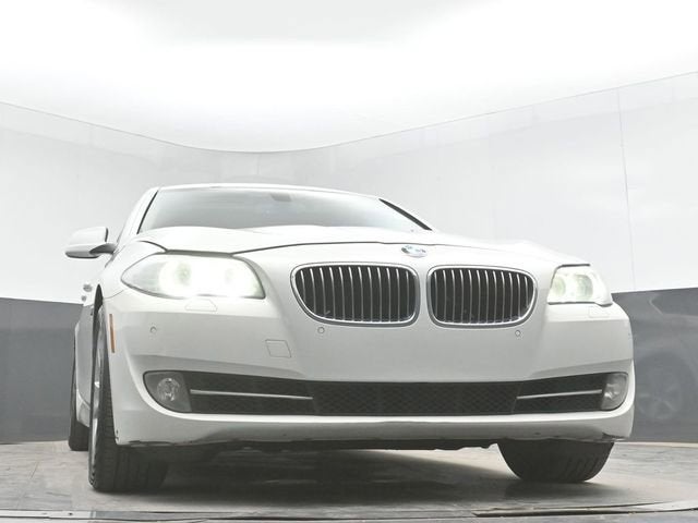 2013 BMW 5 Series 528i