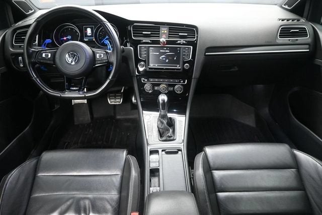 2017 Volkswagen Golf R 4-Door w/DCC & Navigation