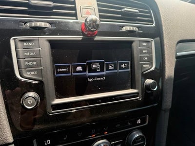 2017 Volkswagen Golf R 4-Door w/DCC & Navigation