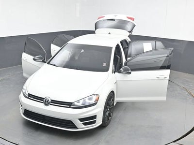 2017 Volkswagen Golf R 4-Door w/DCC & Navigation