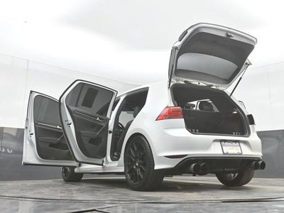 2017 Volkswagen Golf R 4-Door w/DCC & Navigation