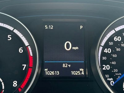 2017 Volkswagen Golf R 4-Door w/DCC & Navigation