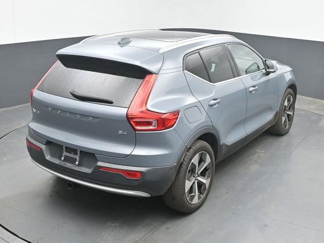 2023 Volvo XC40 B4 Ultimate Bright Theme