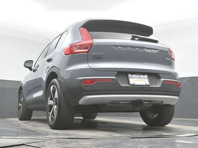 2023 Volvo XC40 B4 Ultimate Bright Theme