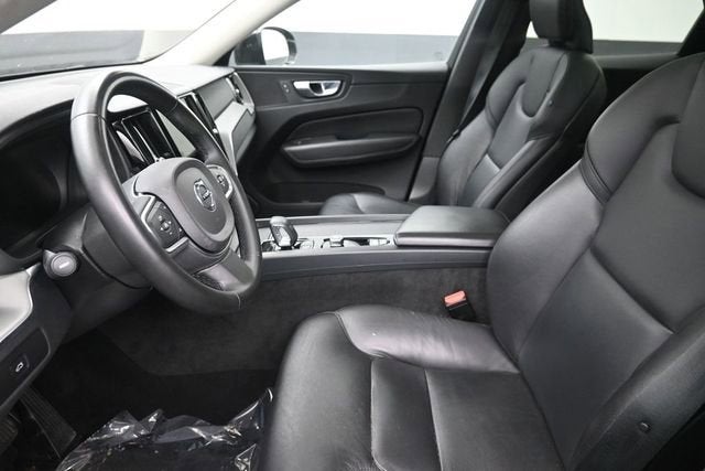 2023 Volvo XC60 B5 Core