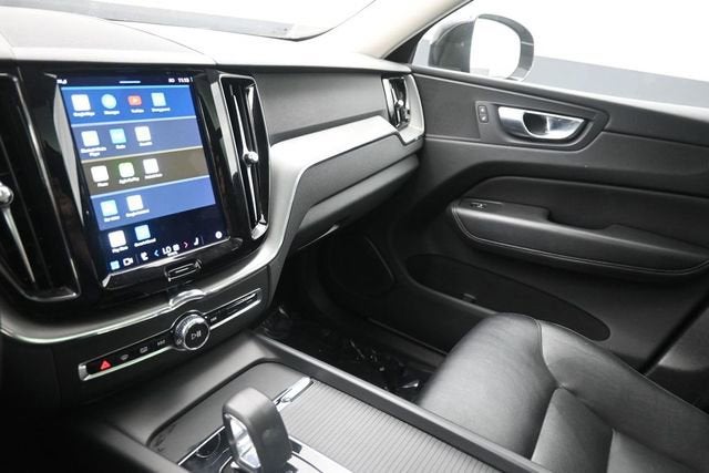 2023 Volvo XC60 B5 Core
