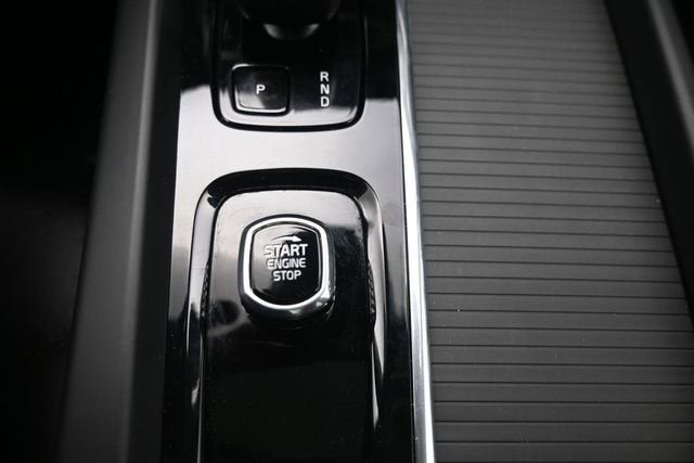 2023 Volvo XC60 B5 Core